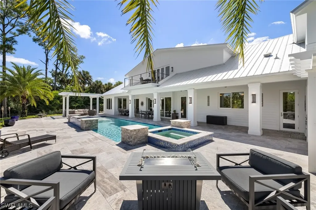 3897 7th Avenue SW Naples FL 34117