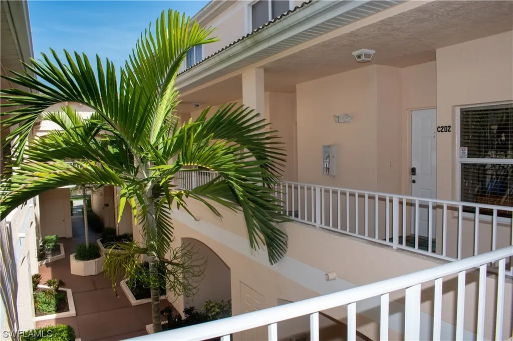1096 Woodshire Lane Naples FL 34105