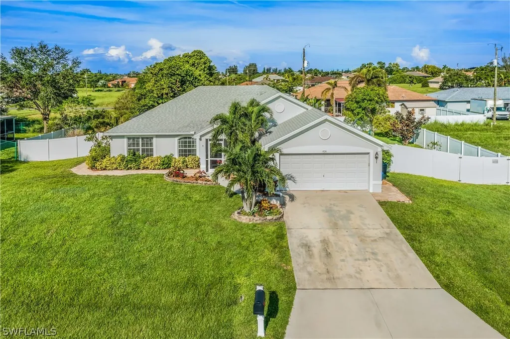 826 NE 7th Avenue Cape Coral FL 33909