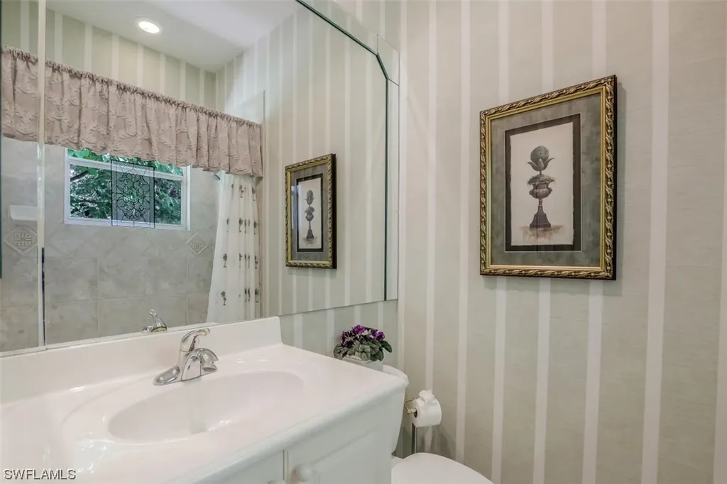 2369 Cheshire Lane Naples FL 34109