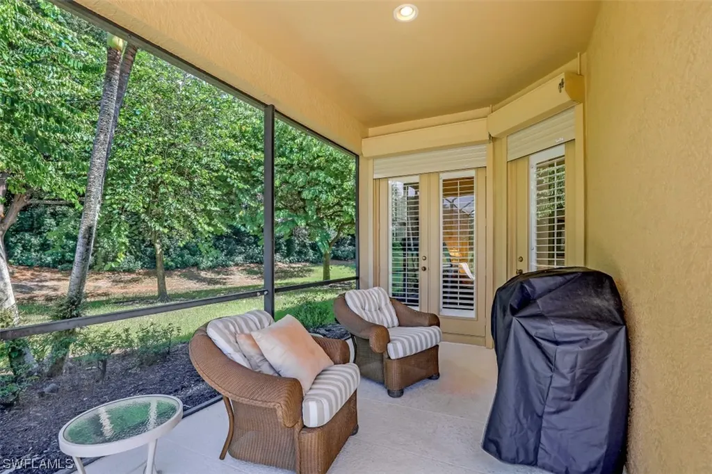 2369 Cheshire Lane Naples FL 34109