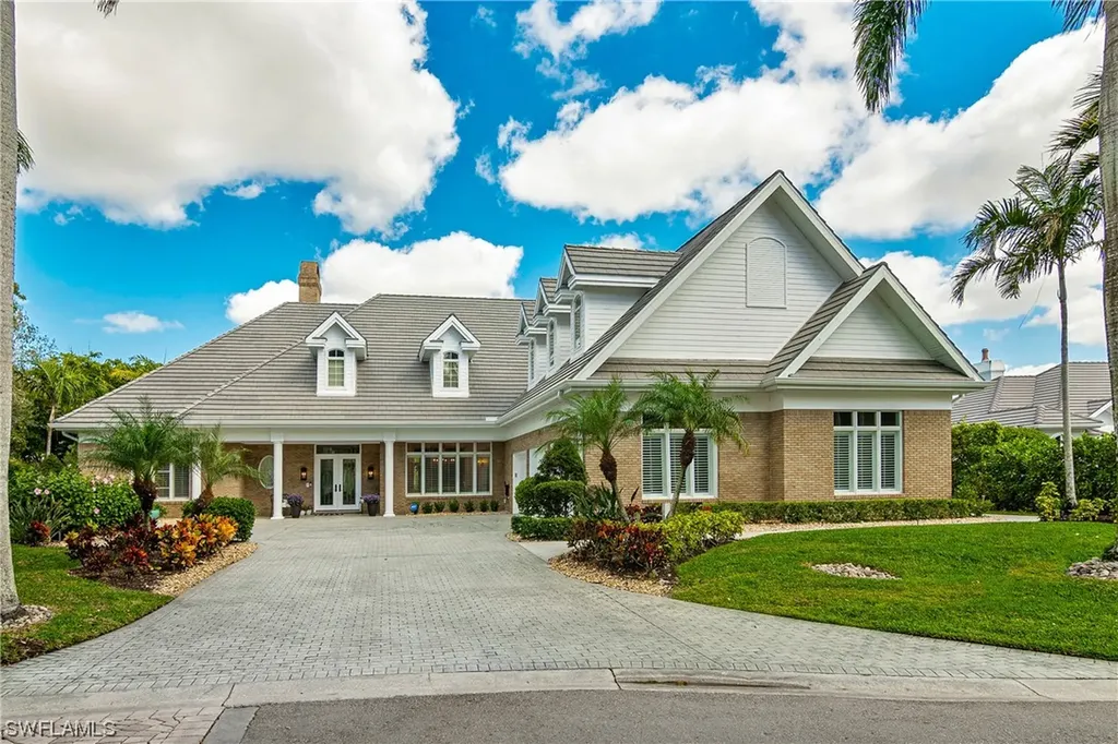 712 Saint Georges Court Naples FL 34110