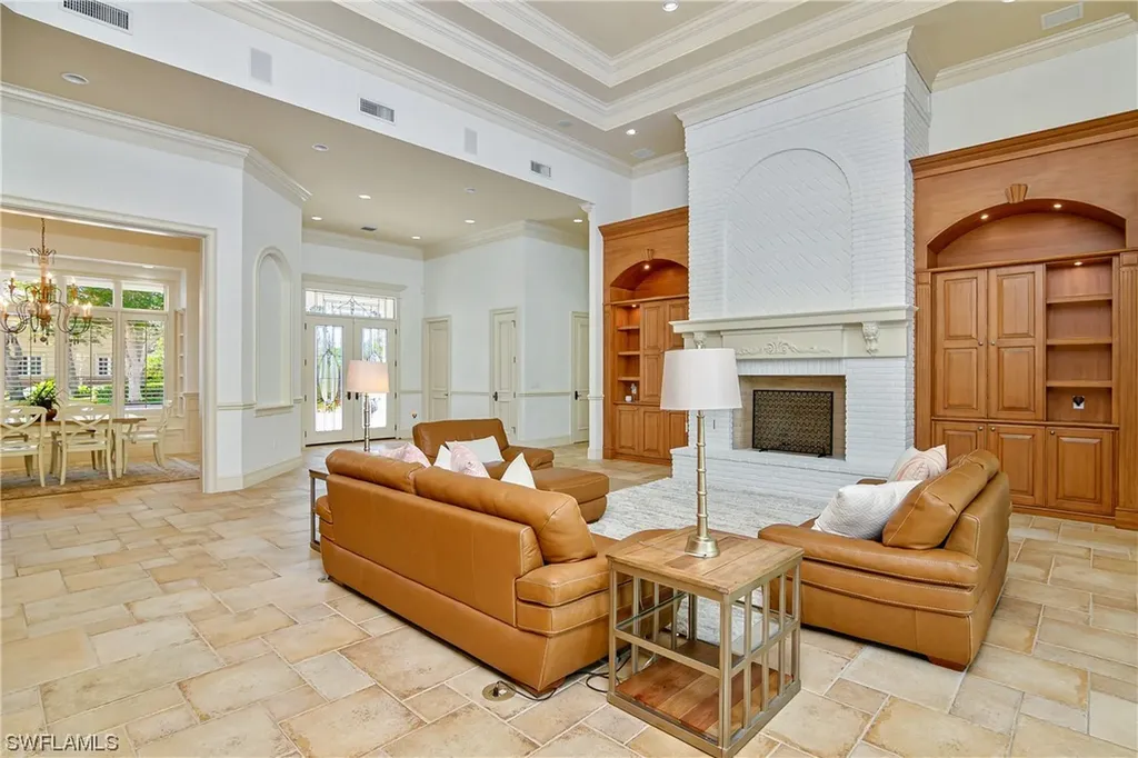 712 Saint Georges Court Naples FL 34110