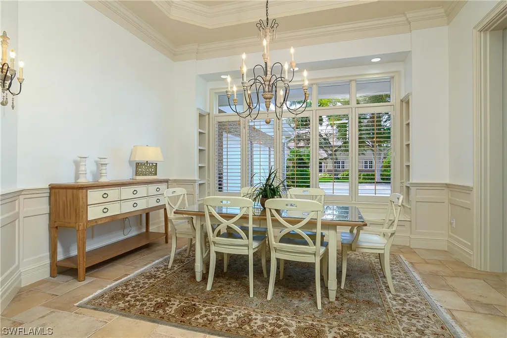 712 Saint Georges Court Naples FL 34110