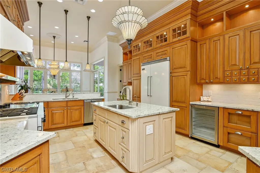 712 Saint Georges Court Naples FL 34110
