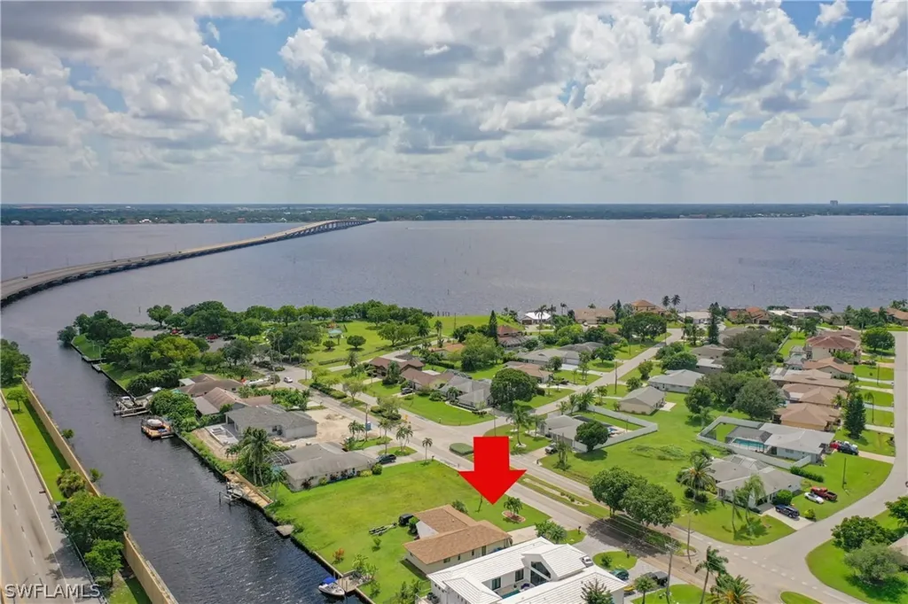 2521 Everest Parkway Cape Coral FL 33904