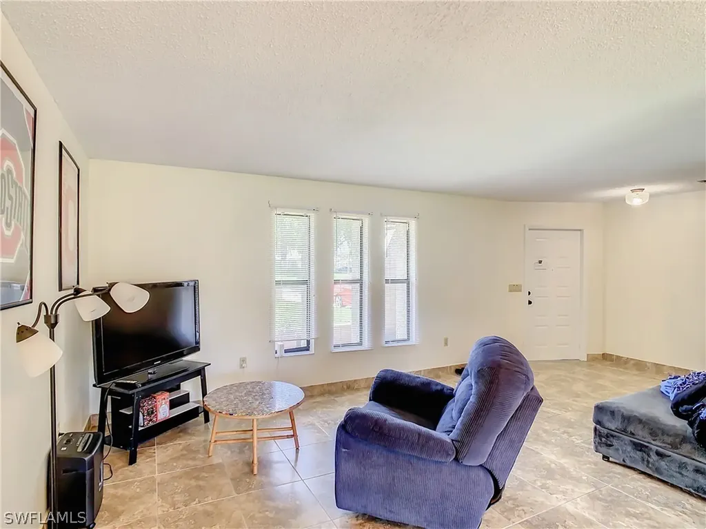 2521 Everest Parkway Cape Coral FL 33904