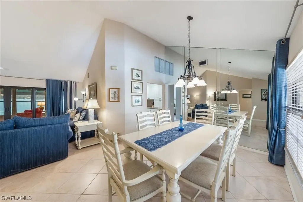 811 Reef Point Circle Naples FL 34108