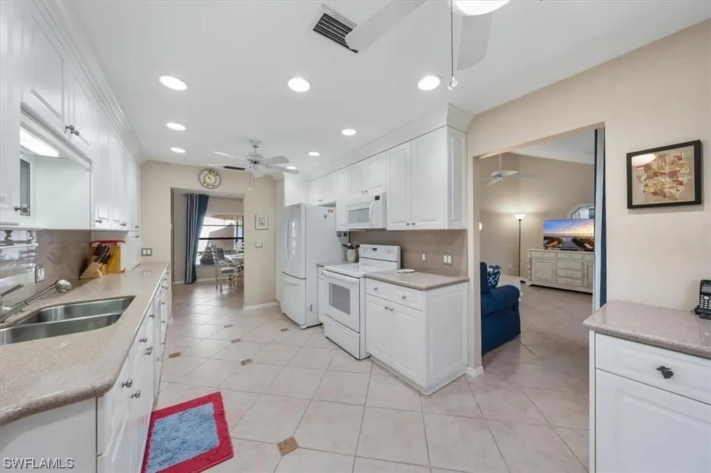811 Reef Point Circle Naples FL 34108