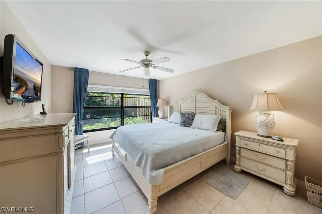 811 Reef Point Circle Naples FL 34108