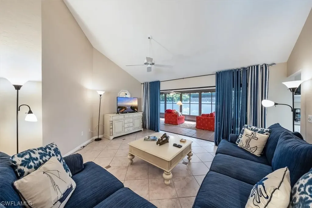 811 Reef Point Circle Naples FL 34108
