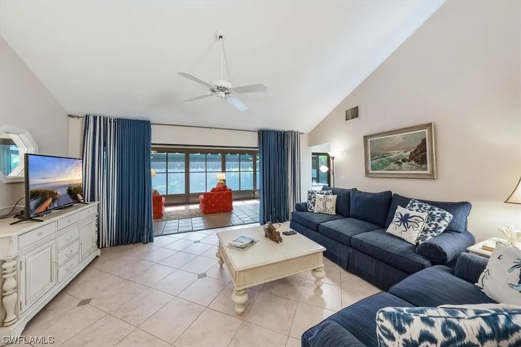 811 Reef Point Circle Naples FL 34108