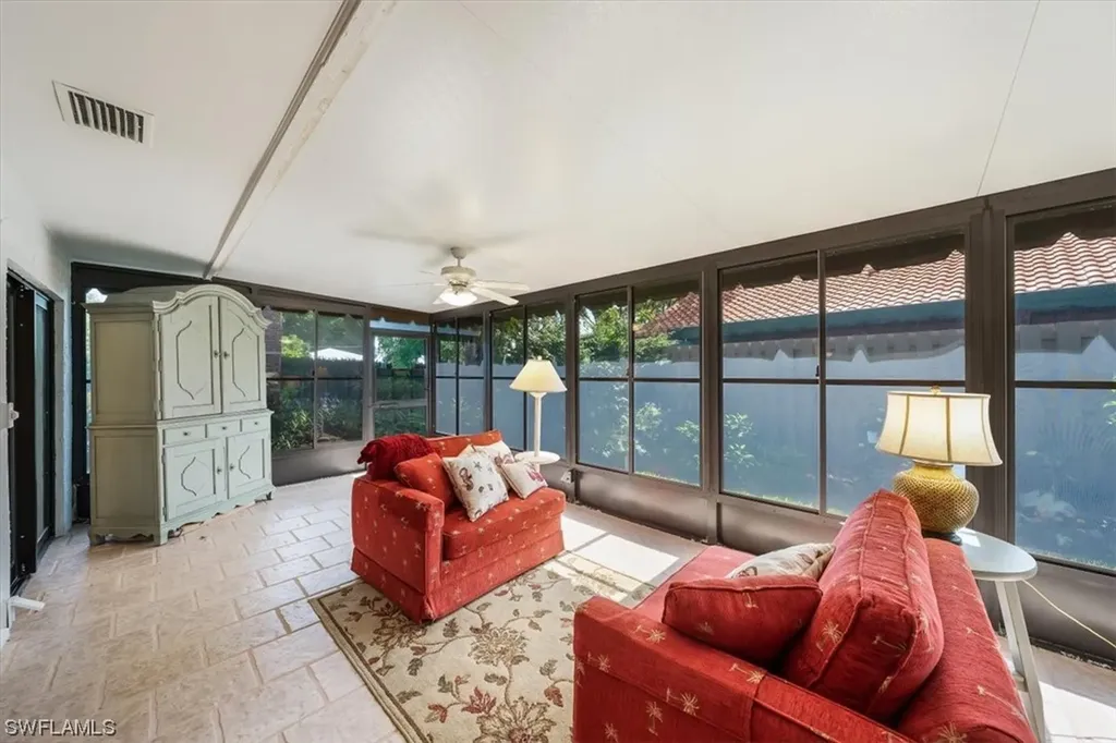 811 Reef Point Circle Naples FL 34108