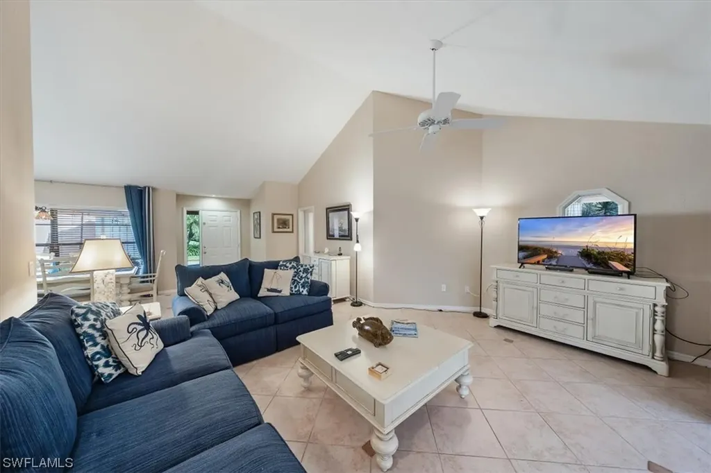 811 Reef Point Circle Naples FL 34108