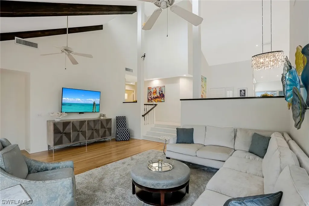 654 Bridgeway Lane Naples FL 34108