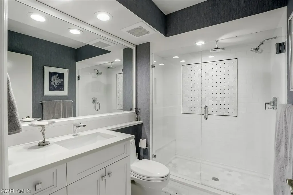 654 Bridgeway Lane Naples FL 34108
