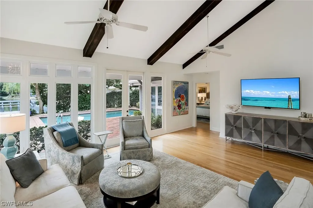 654 Bridgeway Lane Naples FL 34108