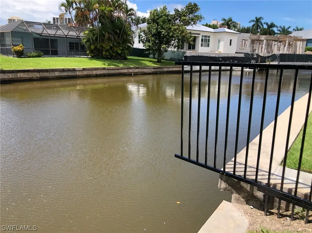 5063 Sand Dollar Lane Naples FL 34103