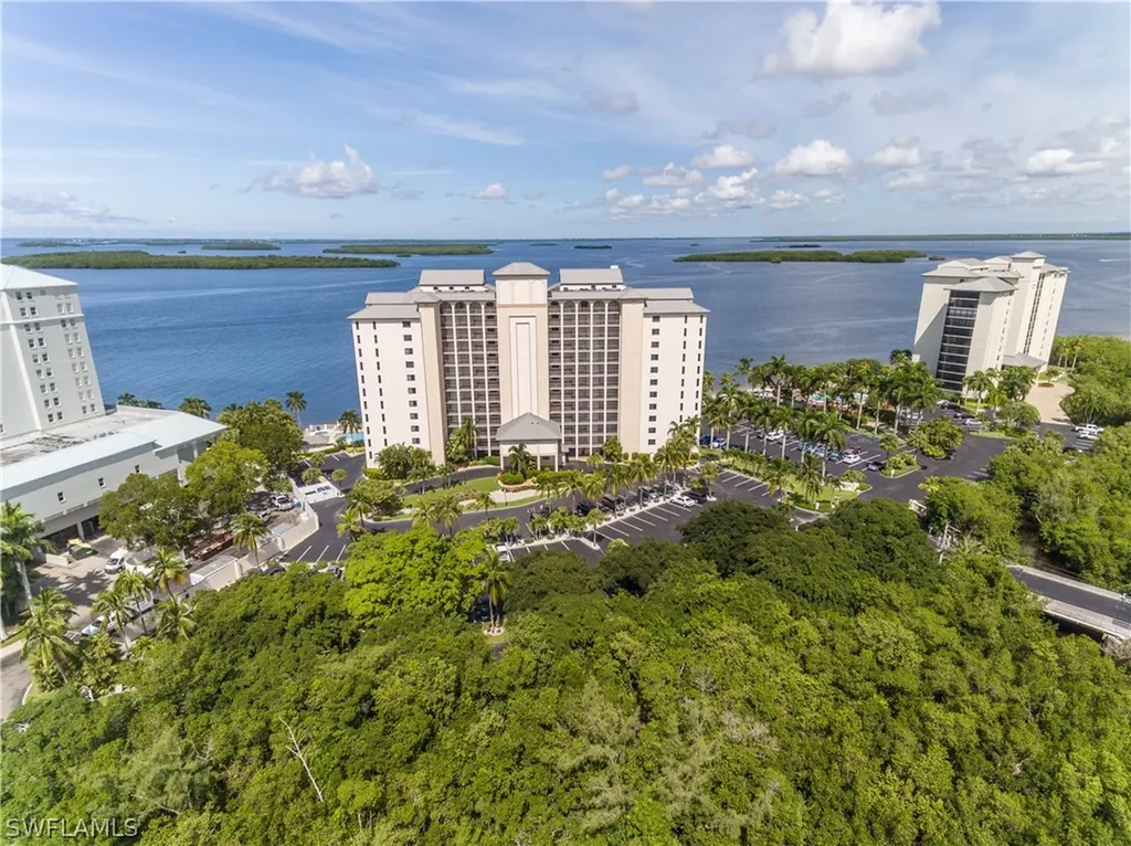 17170 Harbour Point Drive Fort Myers FL 33908