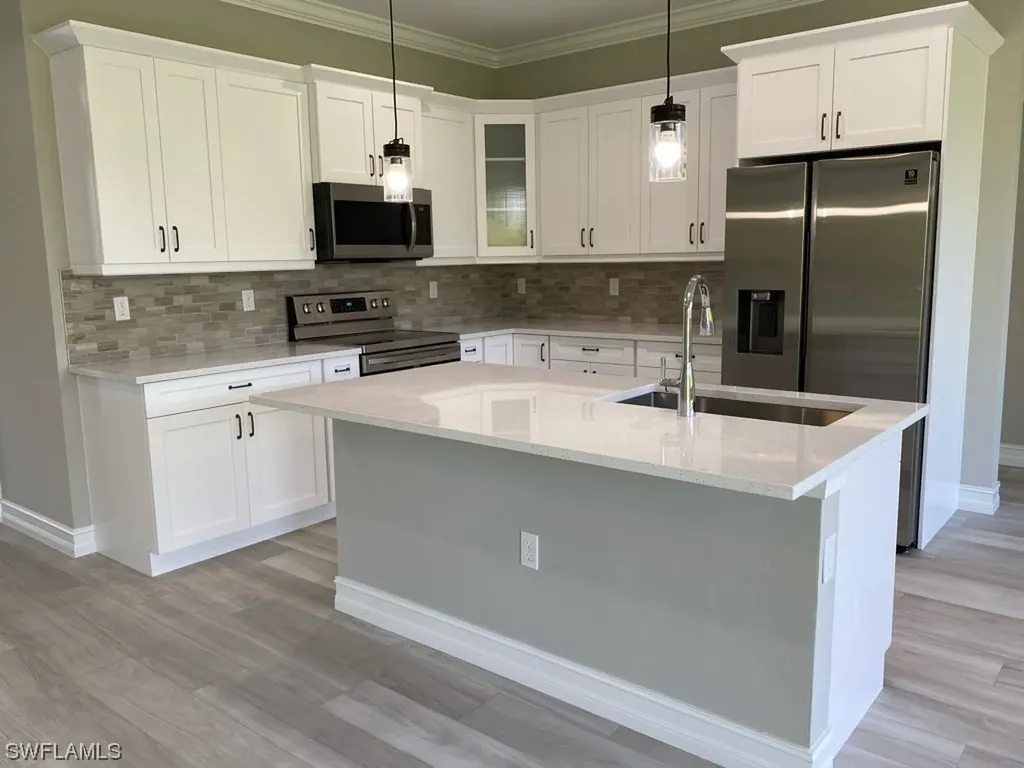 1822 16th Avenue NE Naples FL 34120
