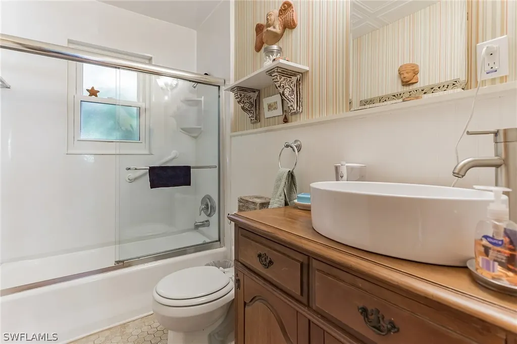 1524 Braman Avenue Fort Myers FL 33901