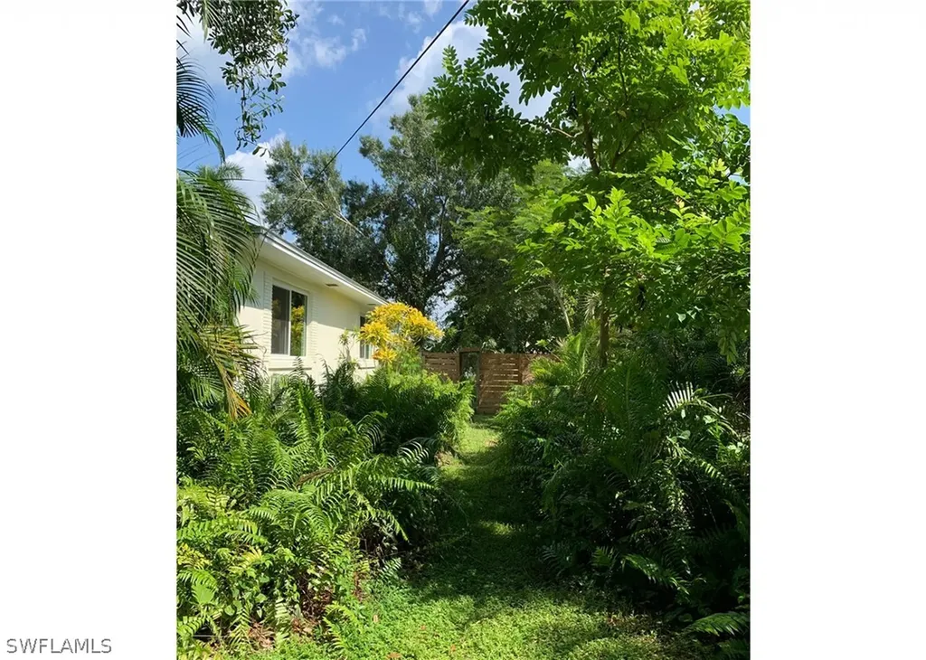 1524 Braman Avenue Fort Myers FL 33901