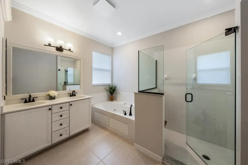 8281 Laurel Lakes Way Naples FL 34119