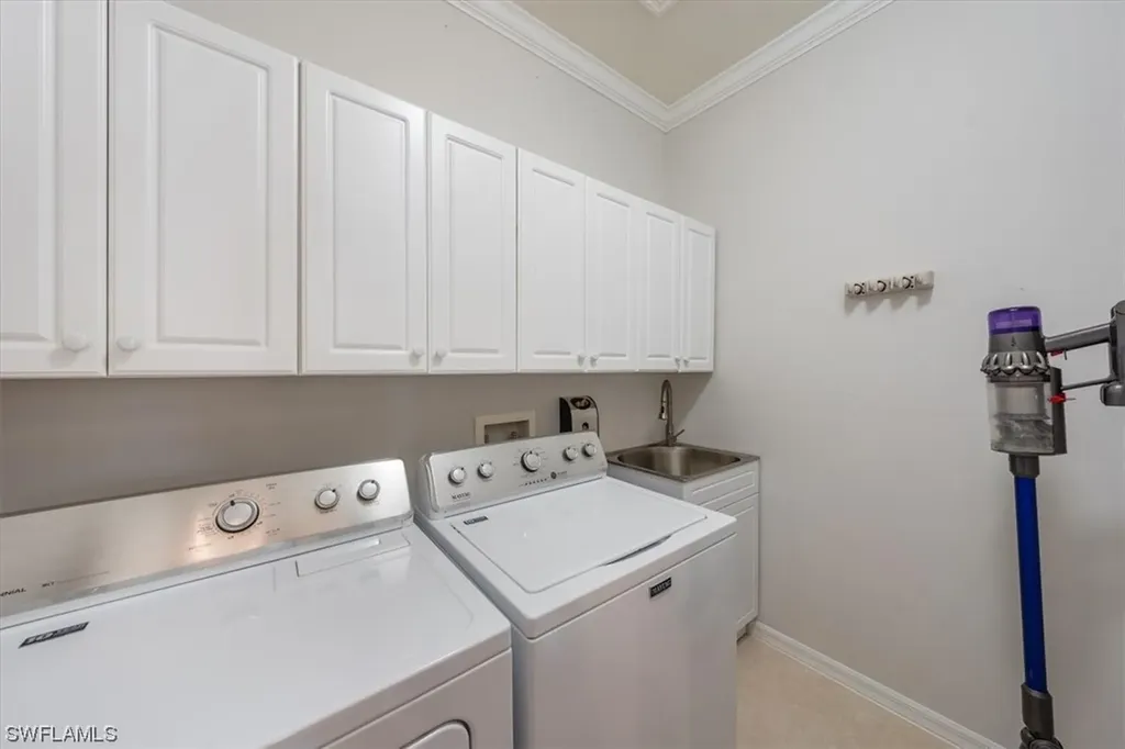 8281 Laurel Lakes Way Naples FL 34119