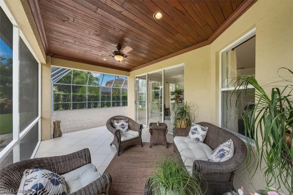 8281 Laurel Lakes Way Naples FL 34119