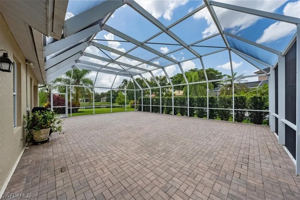 8281 Laurel Lakes Way Naples FL 34119