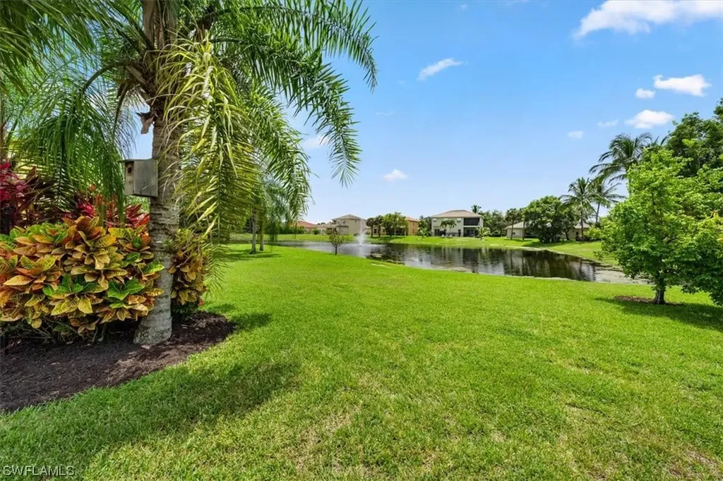 8281 Laurel Lakes Way Naples FL 34119