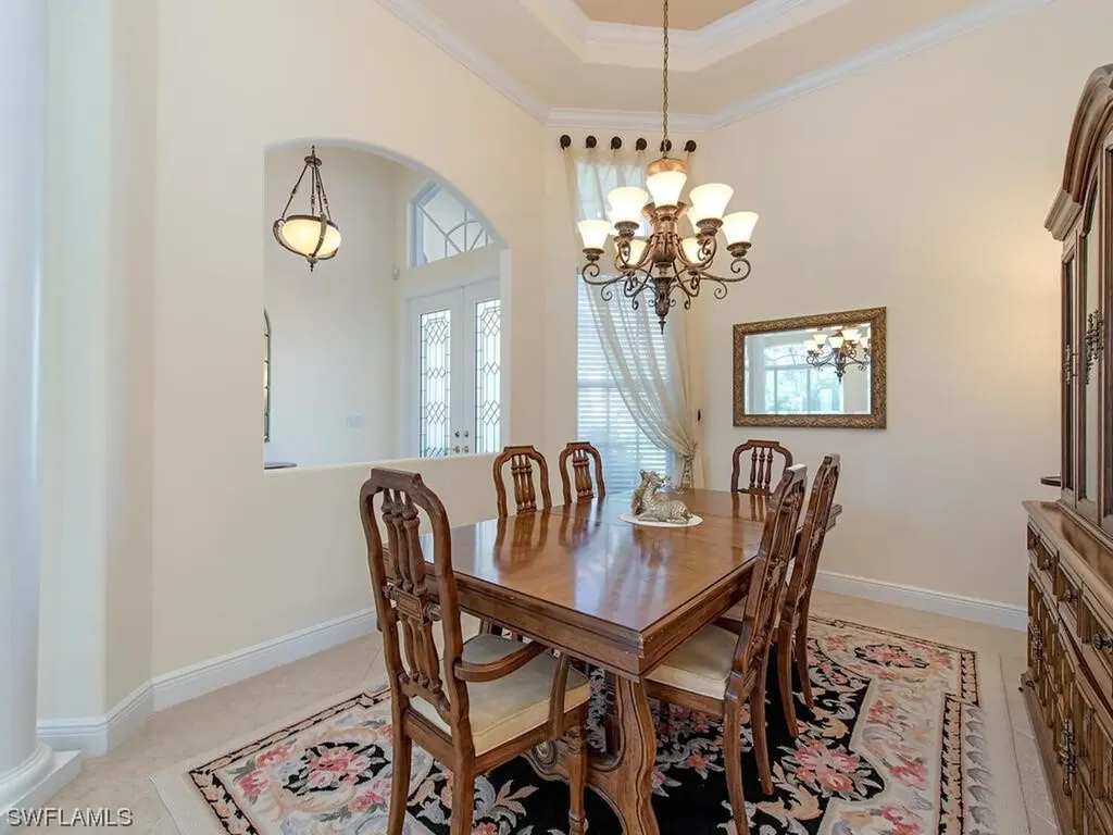 5100 Cerromar Drive Naples FL 34112