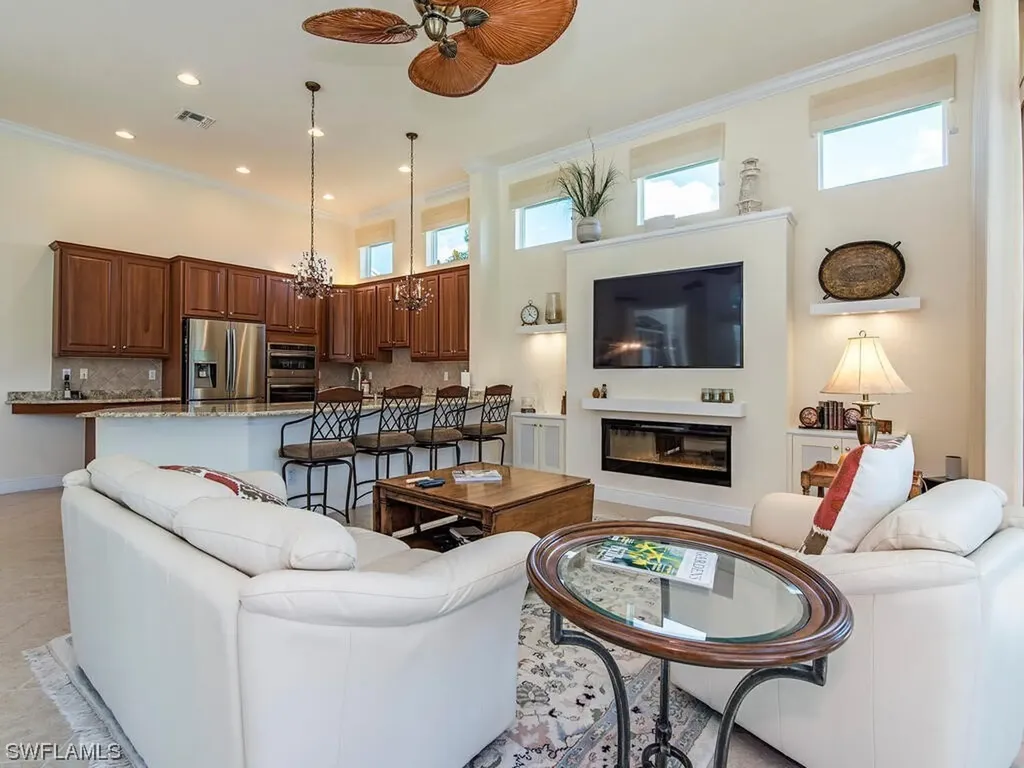 5100 Cerromar Drive Naples FL 34112