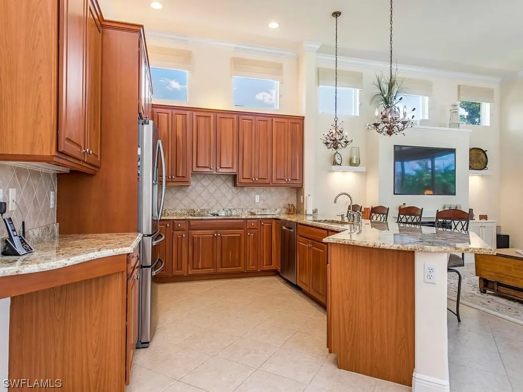 5100 Cerromar Drive Naples FL 34112