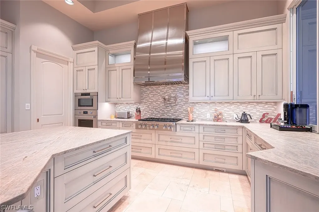 1837 Plumbago Lane Naples FL 34105