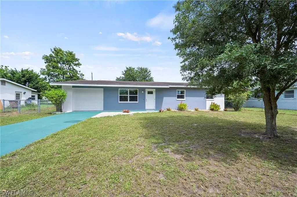 13038 2nd Street Fort Myers FL 33905
