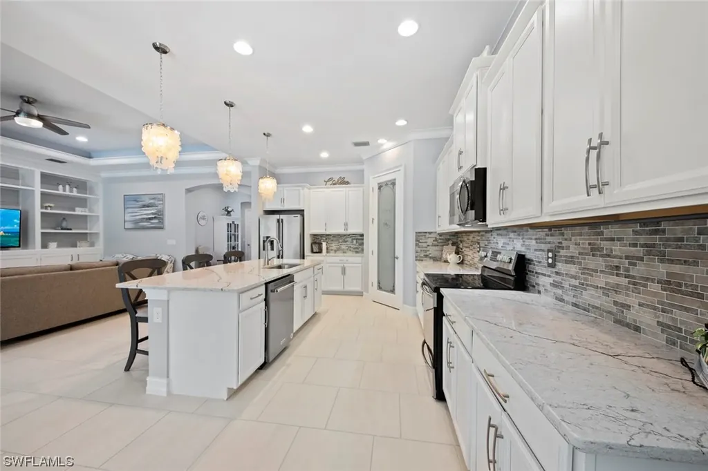 14834 Windward Lane Naples FL 34114