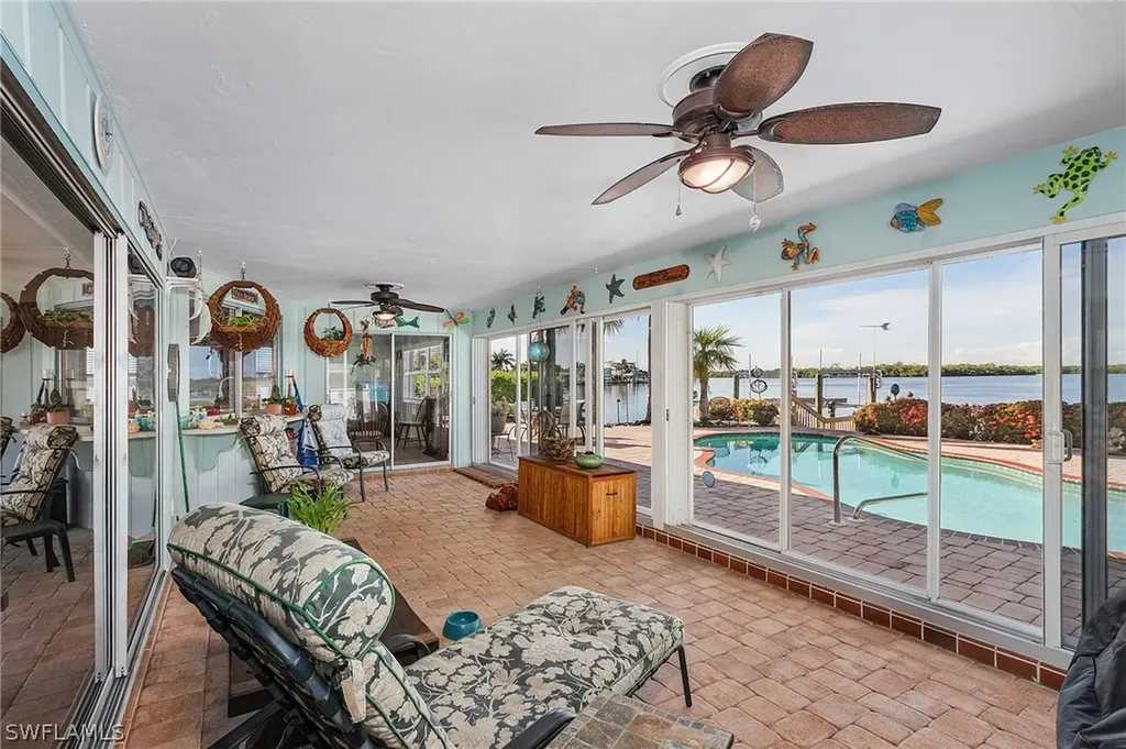 11891 Island Avenue Matlacha FL 33993