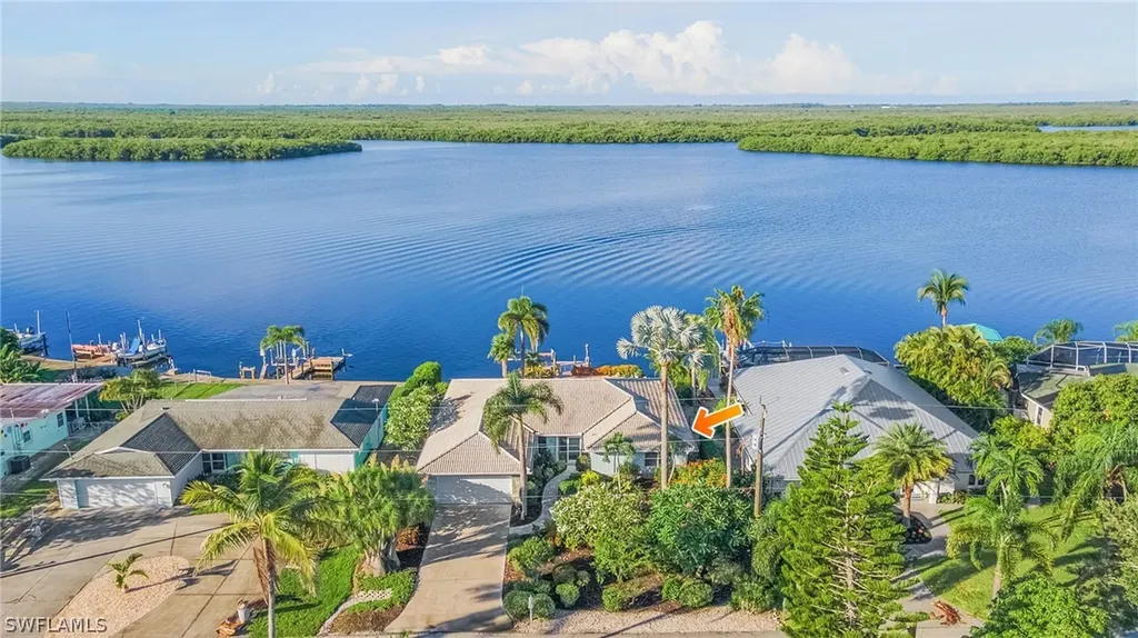 11891 Island Avenue Matlacha FL 33993