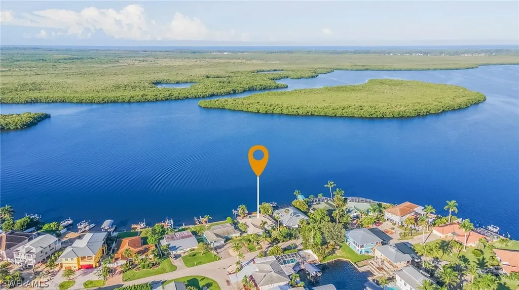 11891 Island Avenue Matlacha FL 33993