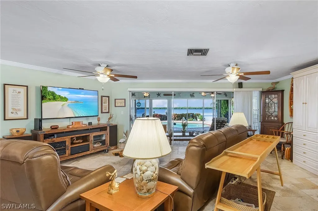 11891 Island Avenue Matlacha FL 33993