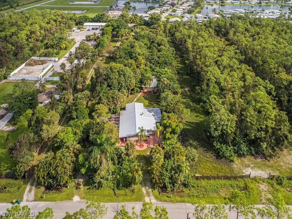 265 Price Street Naples FL 34113