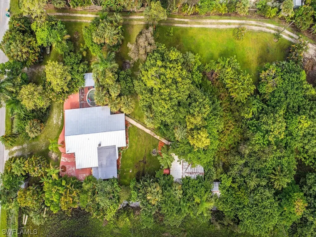 265 Price Street Naples FL 34113