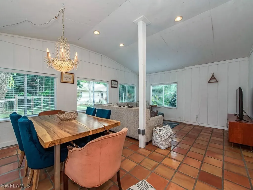 265 Price Street Naples FL 34113