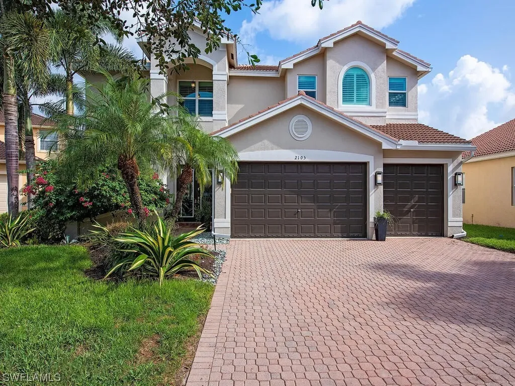 2105 Amargo Way Naples FL 34119
