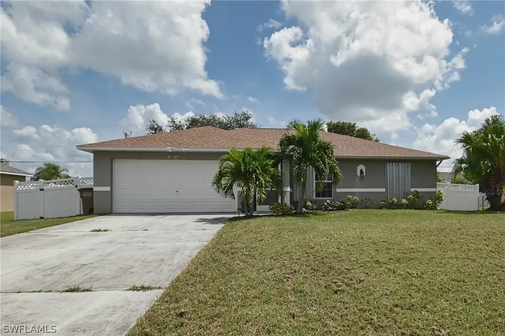 3819 SW 11th Place Cape Coral FL 33914