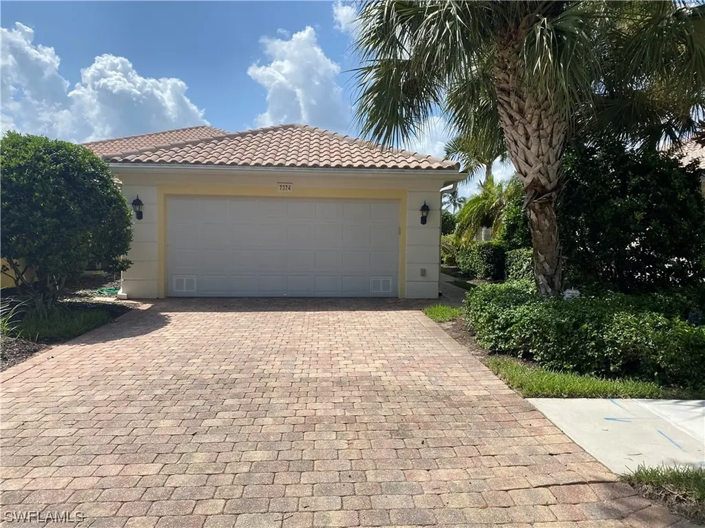 7374 Emilia Lane Naples FL 34114
