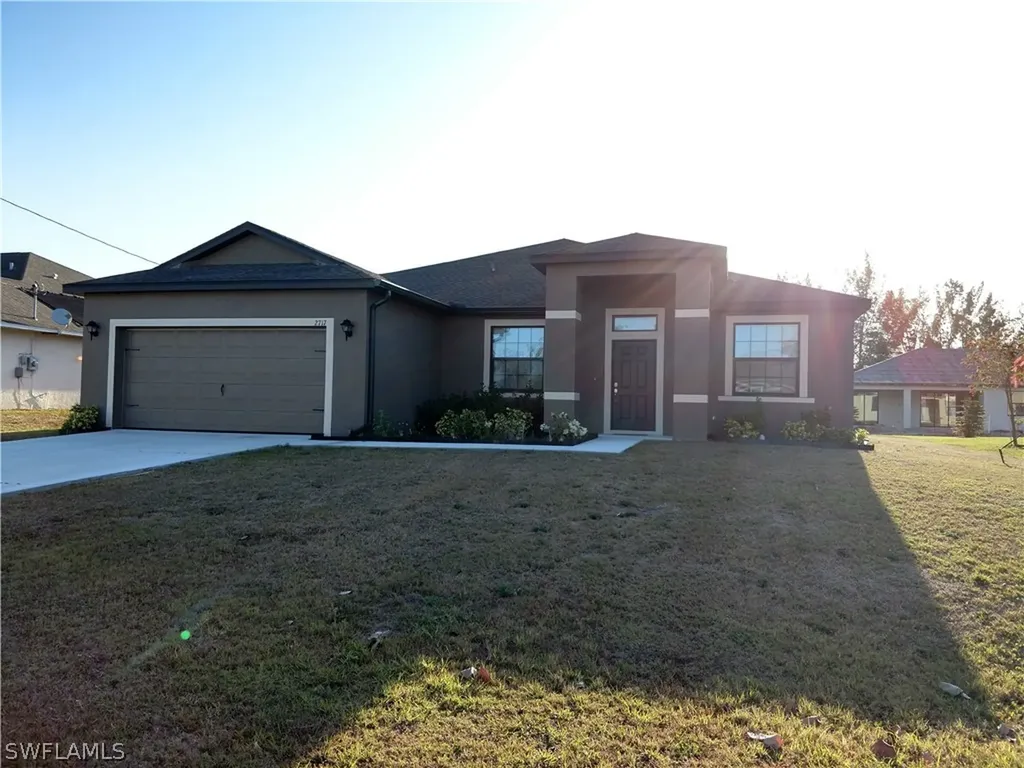 2717 SW 18th Avenue Cape Coral FL 33914