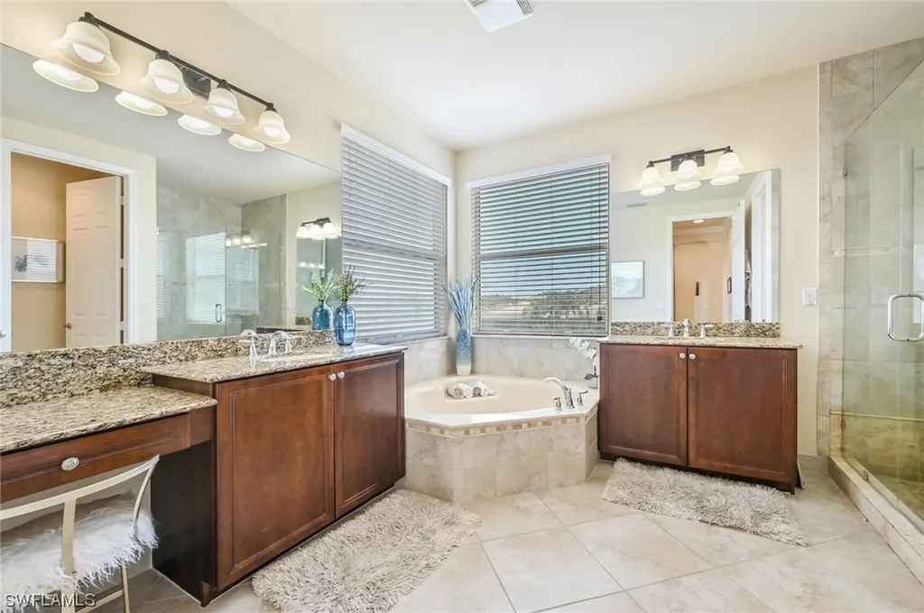 6566 Monterey Point Naples FL 34105