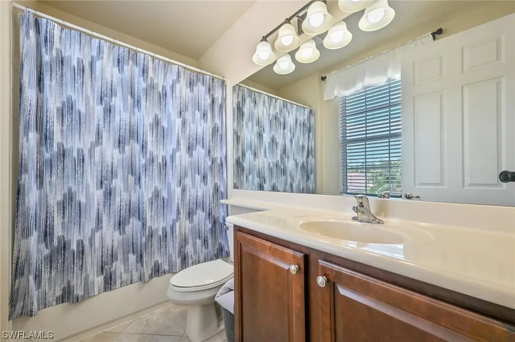 6566 Monterey Point Naples FL 34105